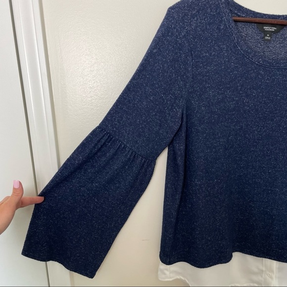 Simply Vera Vera Wang Blue Long Sleeve Mock Layer Top. Size Medium - Picture 5 of 8